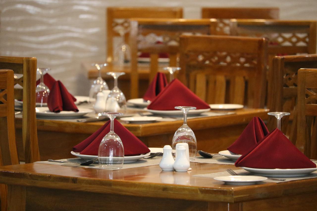 Hotel San Taw Win Pathein Ngoại thất bức ảnh